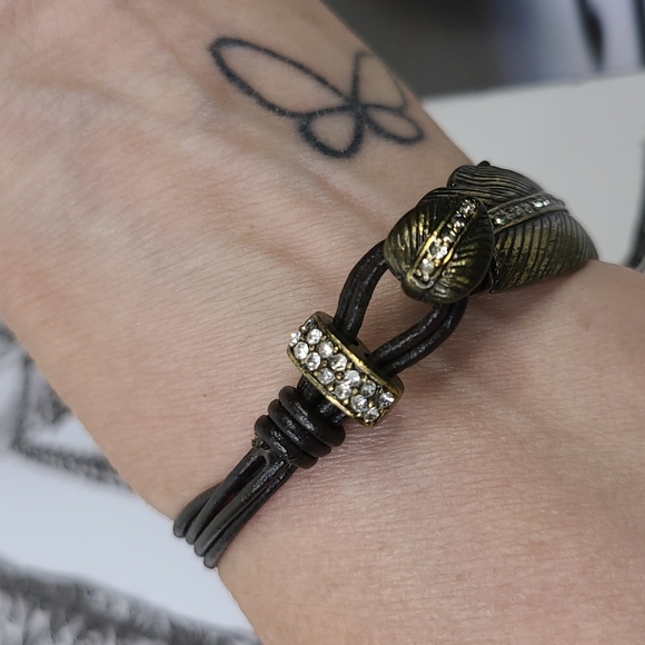 Feather Bracelet Bronze Brown Crystal Bohemian Western Lightweight Everyday Fun - Picture 6 of 6